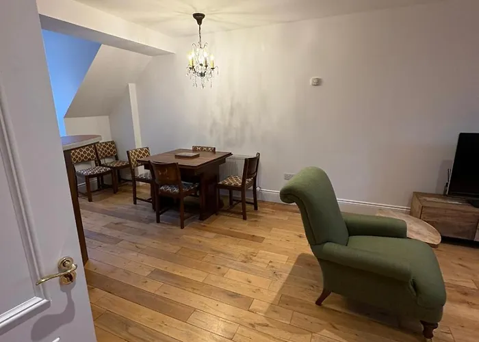 Gilberts Townhouse Guest house