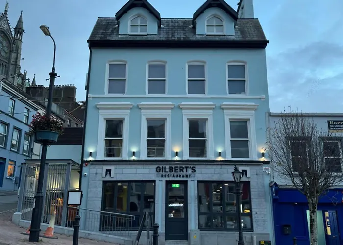 Gilberts Townhouse 3*